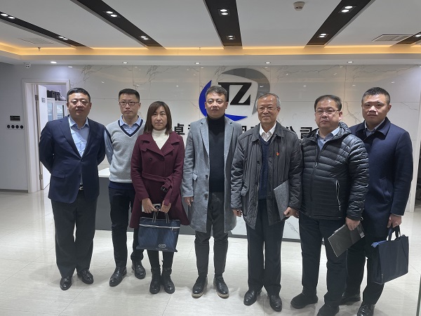 温院长一行赴君卓科技有限公司洽谈产业学院事宜-1